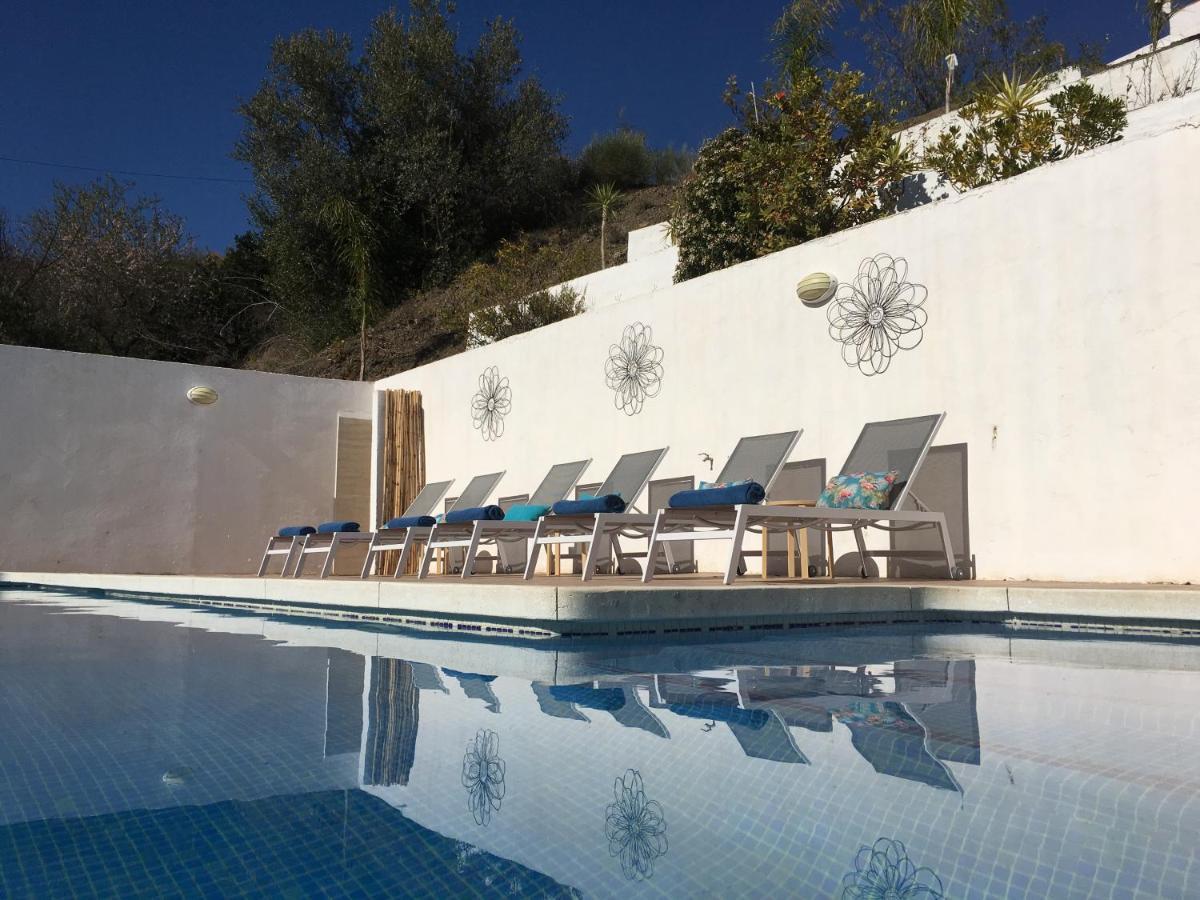 B&B And Apartments Cortijo La Zapatera Канильяс-де-Асеитуно Экстерьер фото